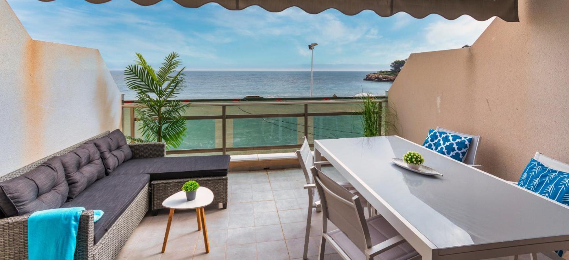 Apartamento Frentemar 1 By Costa Carpediem كاليبي المظهر الخارجي الصورة