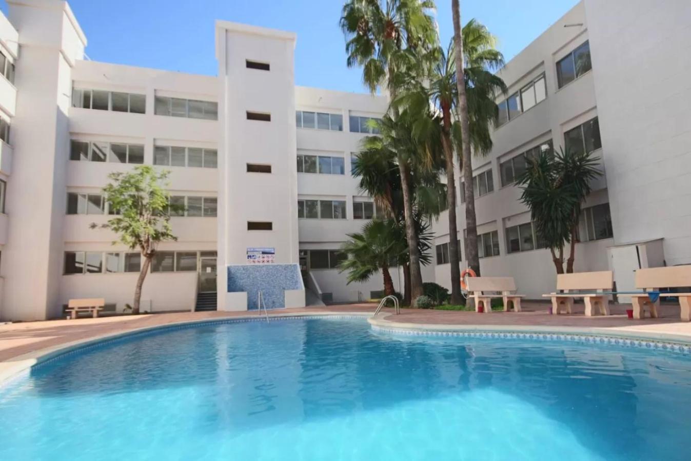 Apartamento Frentemar 1 By Costa Carpediem كاليبي المظهر الخارجي الصورة