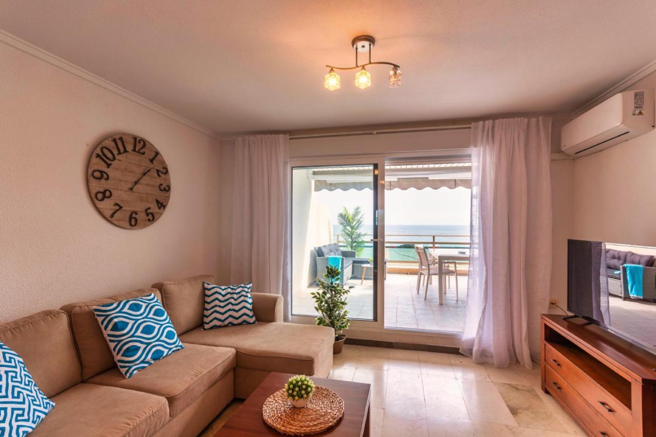 Apartamento Frentemar 1 By Costa Carpediem كاليبي المظهر الخارجي الصورة