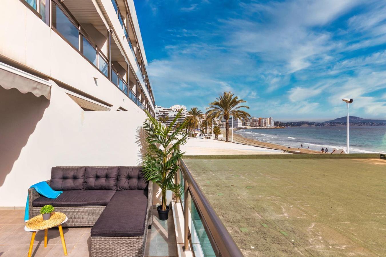 Apartamento Frentemar 1 By Costa Carpediem كاليبي المظهر الخارجي الصورة