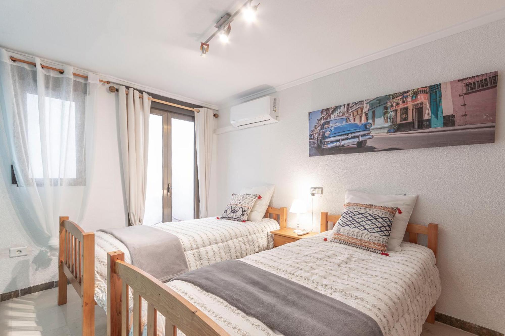 Apartamento Frentemar 1 By Costa Carpediem كاليبي المظهر الخارجي الصورة