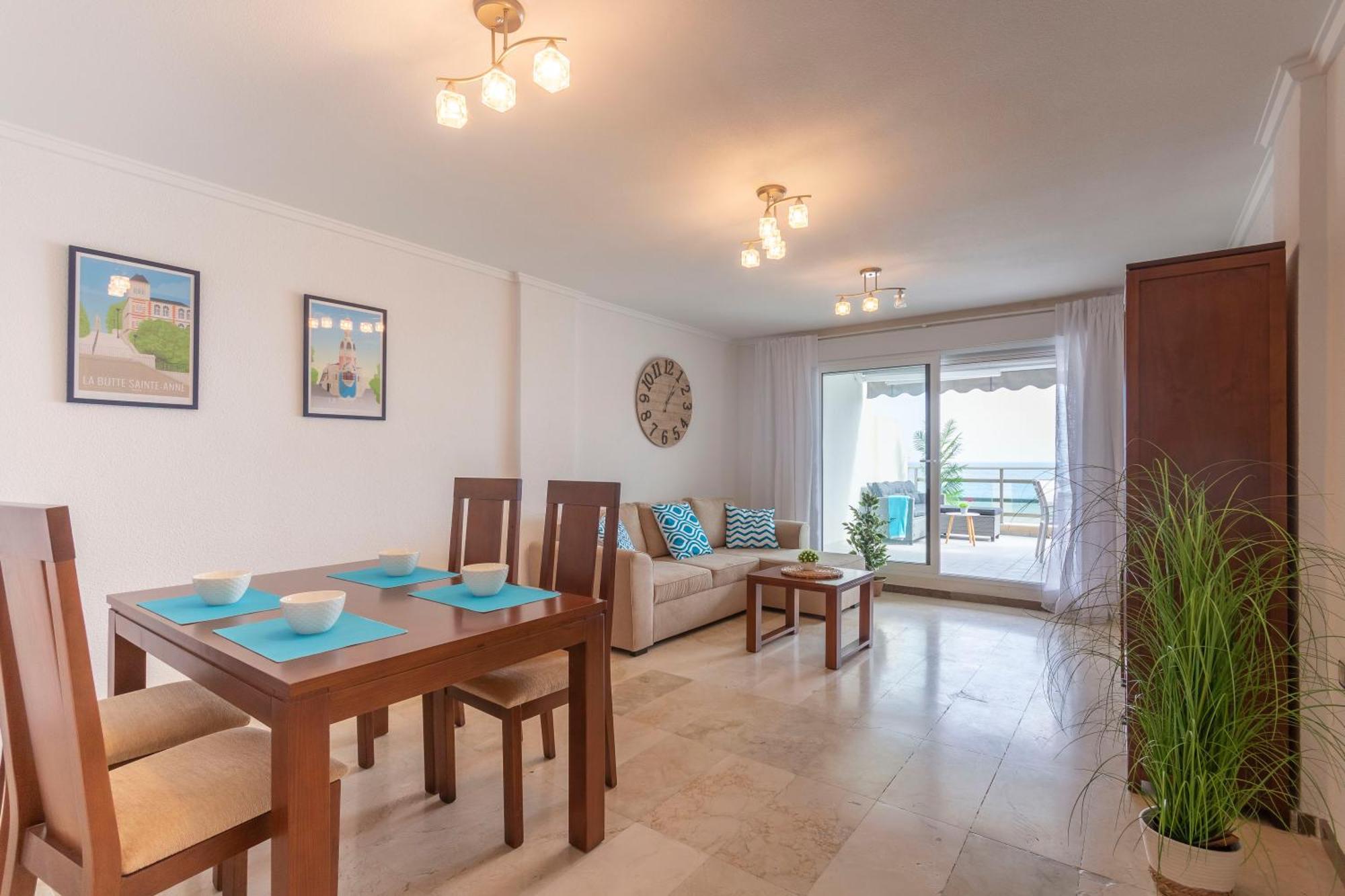Apartamento Frentemar 1 By Costa Carpediem كاليبي المظهر الخارجي الصورة